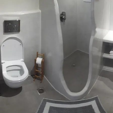 Kır Evi Maistrali Prive Karterados (Santorini)